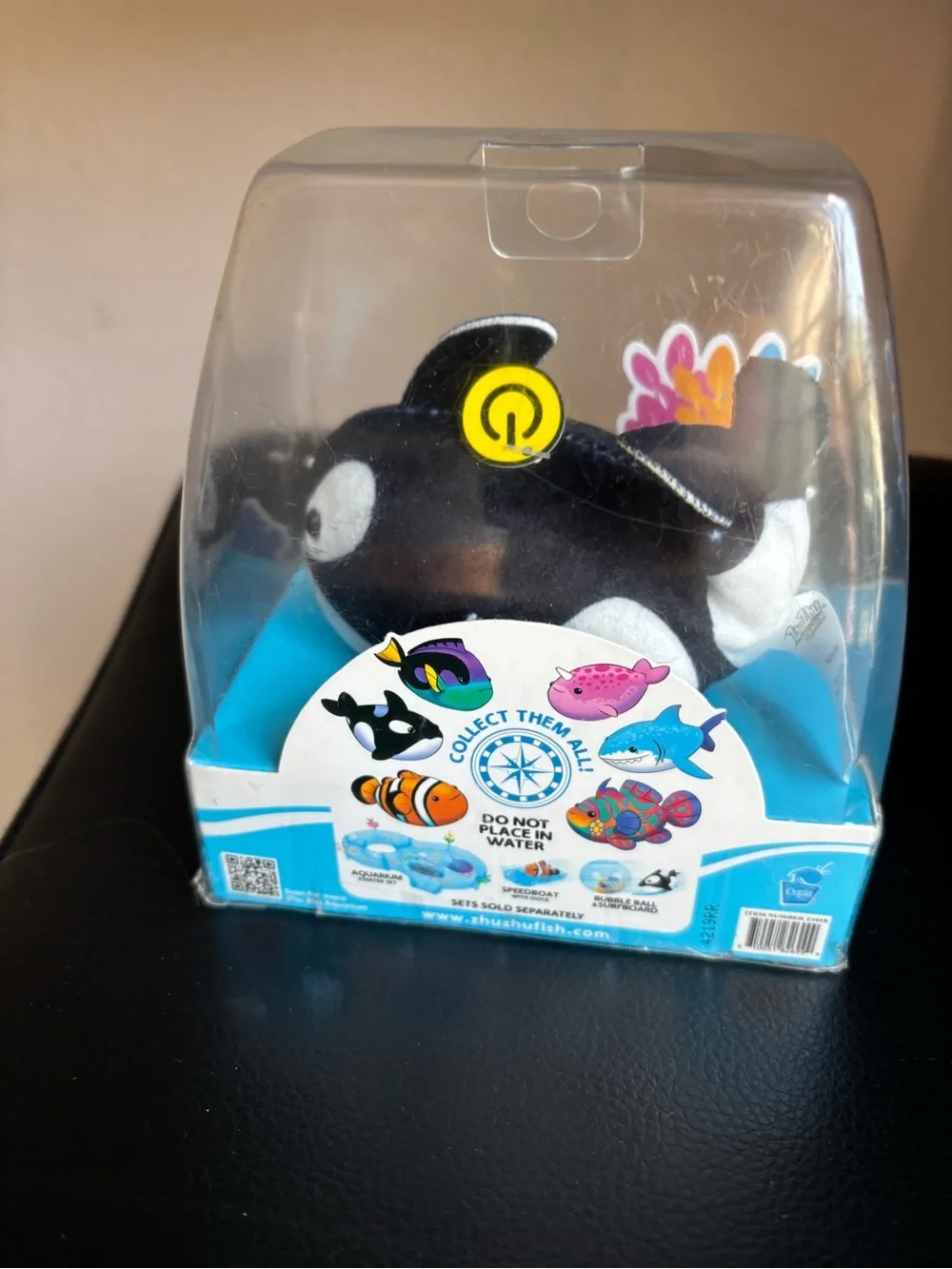 Zhu zhu Aquarium Interactive Plush Fish - Black